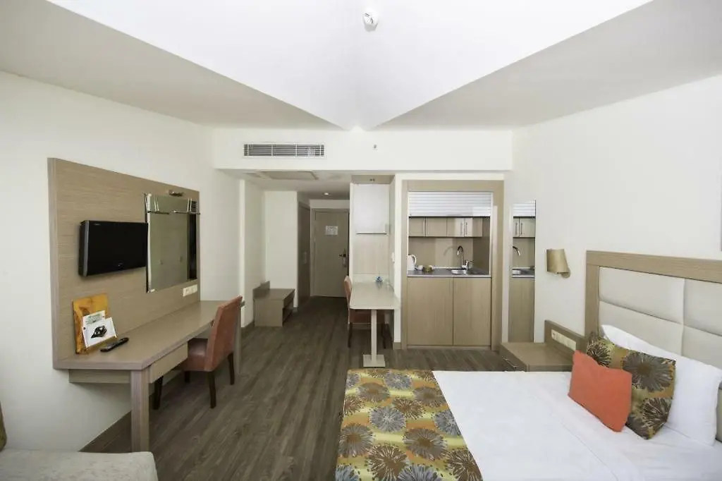 اتاق هتل پالمت بیچ ریزورت آنتالیا